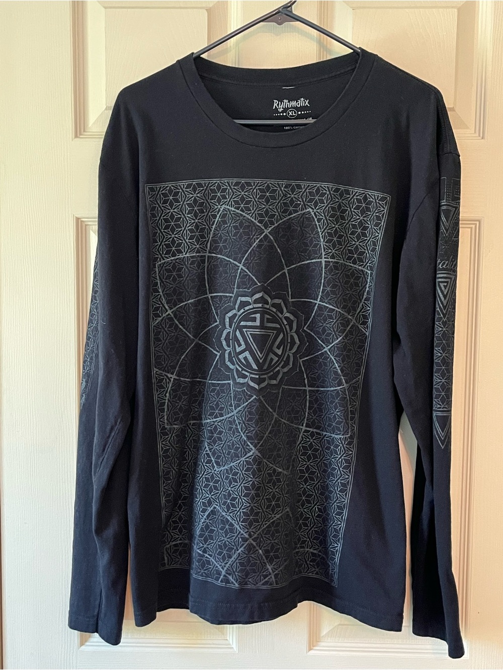 Rythmatix Vitality Long Sleeve Black on Black T-Shirt Sacred Geometry Men’s XL